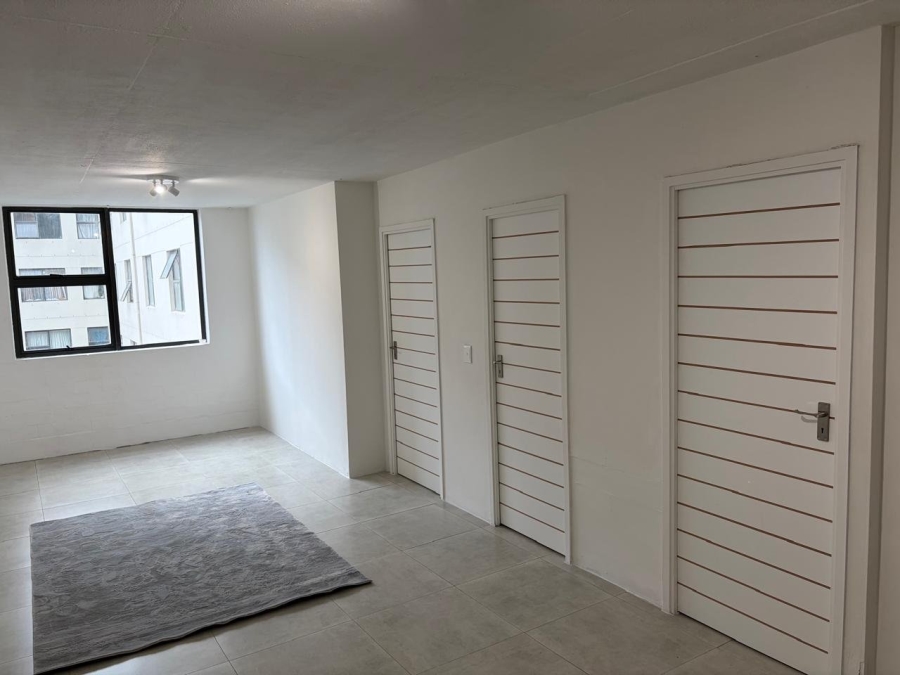 2 Bedroom Property for Sale in Wynberg Western Cape